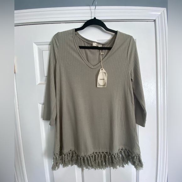 Sage ribbed top with tassel hem - Picture 2 of 4